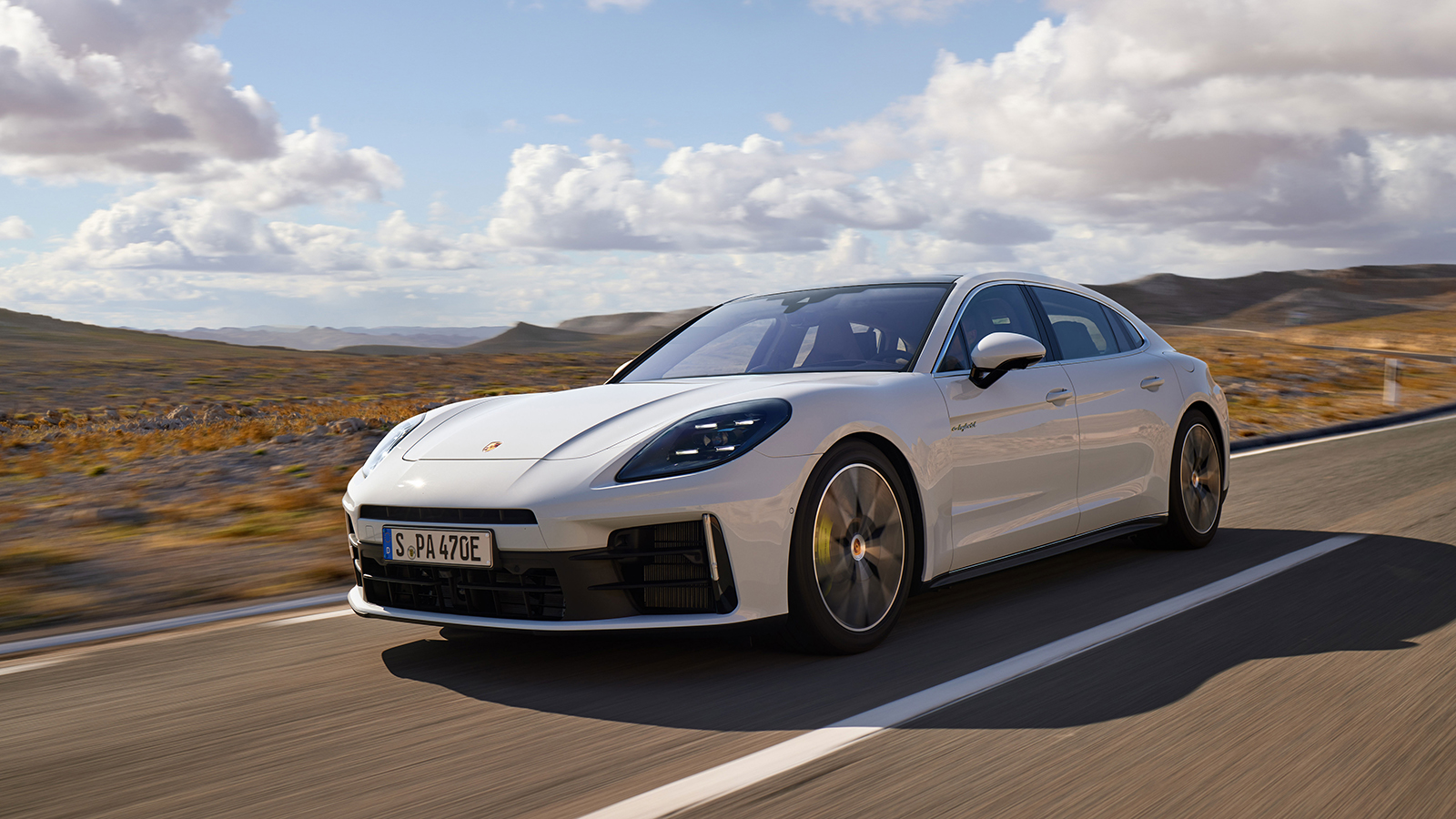 Έφτασε η νέα Plug-in υβριδική έκδοση της Porsche Panamera 